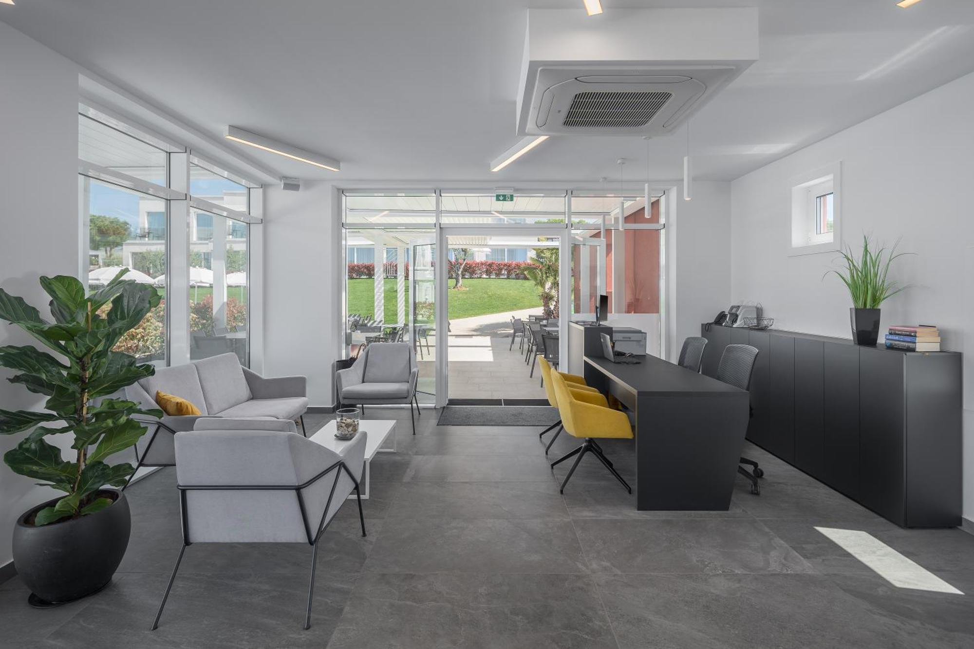 פורץ Maj Premium Residence מראה חיצוני תמונה